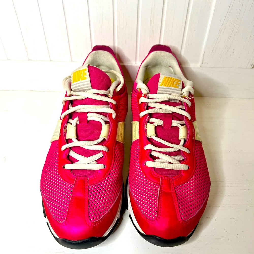 Pink Nike Zooms sz 9.5
